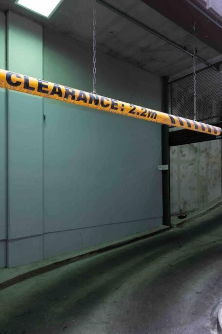 City Apartment, Pool & Carpark Adelaide Esterno foto